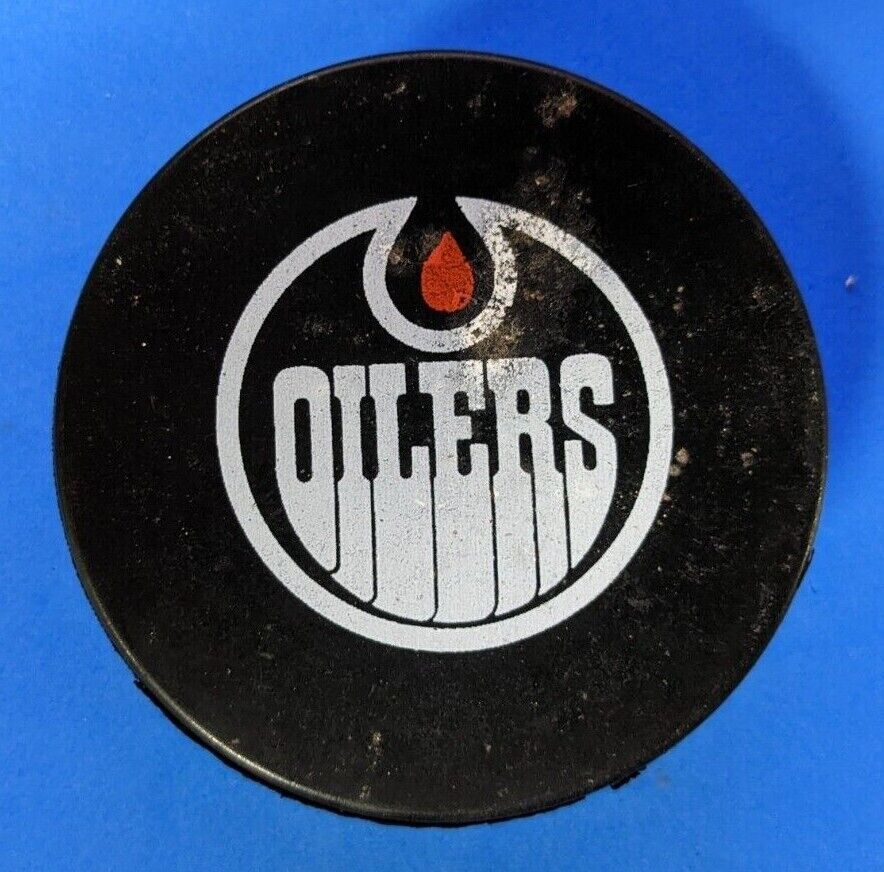 Wha Biltrite Edmonton Oilers Official Game Puck 1975-78 B-2 Slug